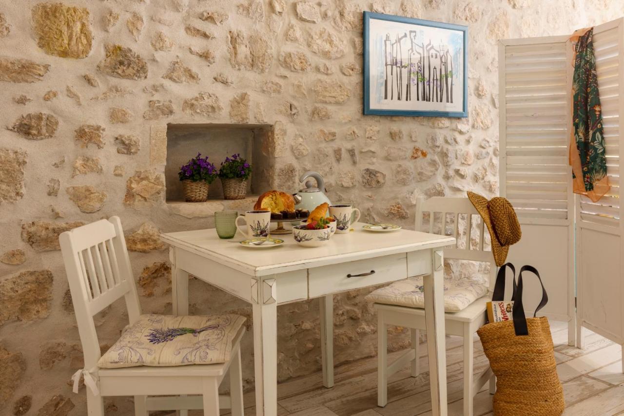 Stayeva 11 Guest house 4*